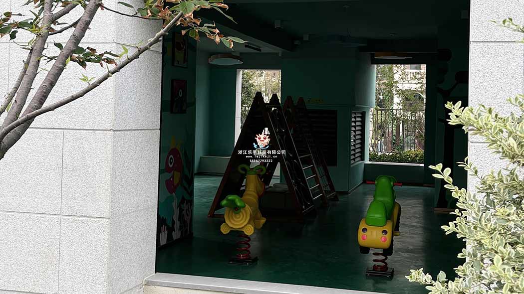 游樂(lè )設備